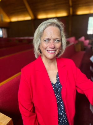 Angela Thompson